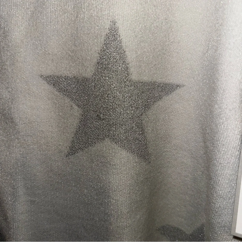 NWT CALLIGRAPHIE BY ANTHROPOLOGIE White Hooded Silver Star Sweater Sz L - Picture 4 of 11